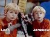 В детстве Лех Качиньский и его брат-близнец снимались в кино (видео)
